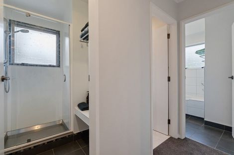 Photo of property in 18a Burma Road, Khandallah, Wellington, 6035