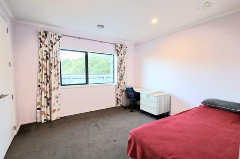 Photo of property in 11 Bickerton Rise, Churton Park, Wellington, 6037