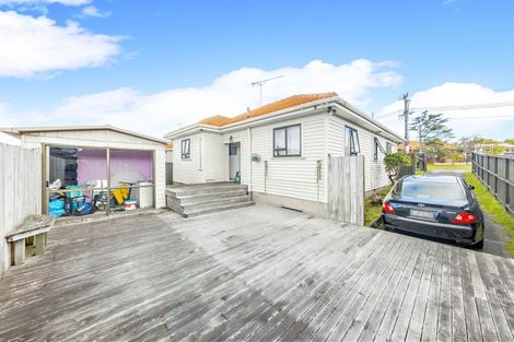 Photo of property in 1/18 Ashlynne Avenue, Papatoetoe, Auckland, 2025