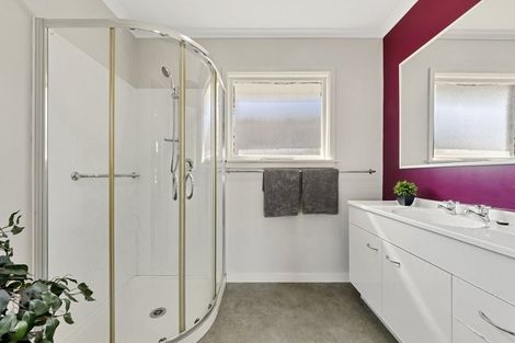 Photo of property in 32 Carters Road, Aranui, Christchurch, 8061