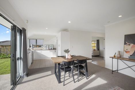 Photo of property in 19 Opawa Crescent, Favona, Auckland, 2024