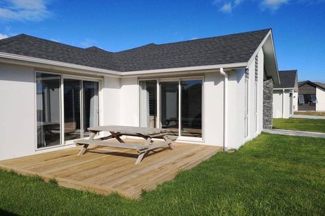 Photo of property in 4 Sujuan Close, Cambridge, 3434