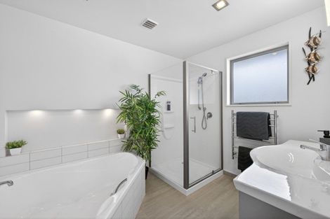 Photo of property in 5 Reka Street, Parklands, Christchurch, 8083