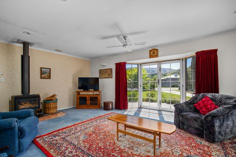 Photo of property in 23 Whitby Street, Clyde, 9330