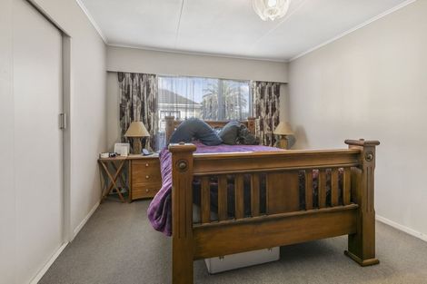 Photo of property in 16 Hinau Grove, Wainuiomata, Lower Hutt, 5014