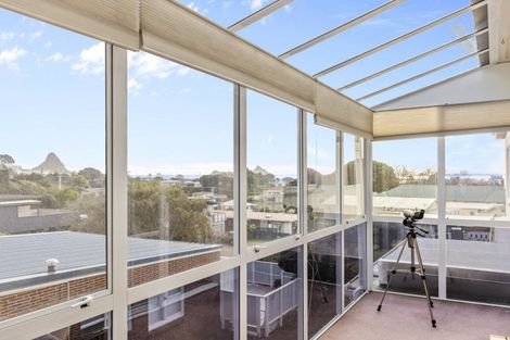 Photo of property in 3/422 Devon Street West, Lynmouth, New Plymouth, 4310