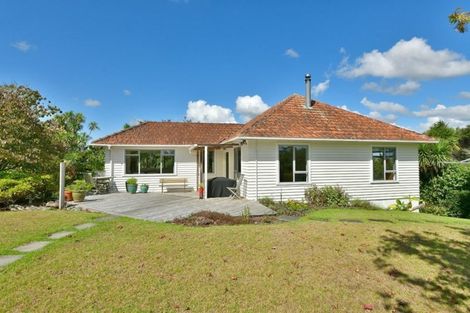 Photo of property in 130 Shanks Road, Helensville, 0875