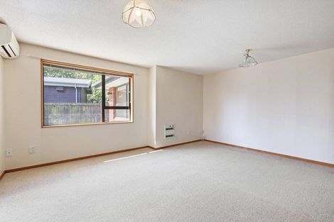Photo of property in 24 Woodbury Street, Avonhead, Christchurch, 8042