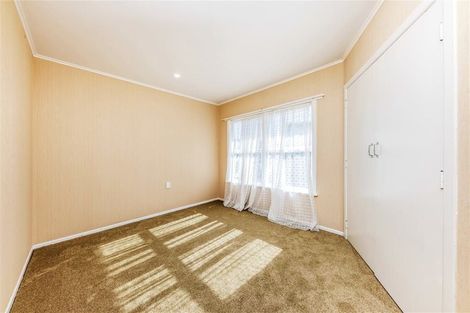 Photo of property in 65 Christmas Road, Manurewa, Auckland, 2102