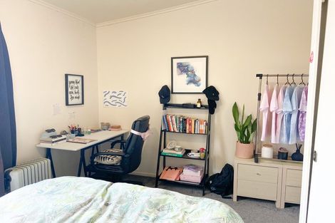 Photo of property in 1/98 Birkenhead Avenue, Birkenhead, Auckland, 0626