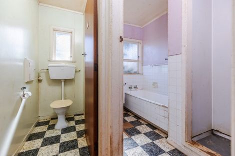 Photo of property in 15 Hamblyn Crescent, Nawton, Hamilton, 3200