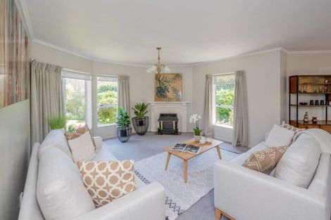 Photo of property in 9 Papawai Grove, Waikanae, 5036