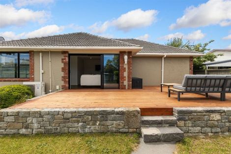 Photo of property in 2 Brockham Street, Casebrook, Christchurch, 8051