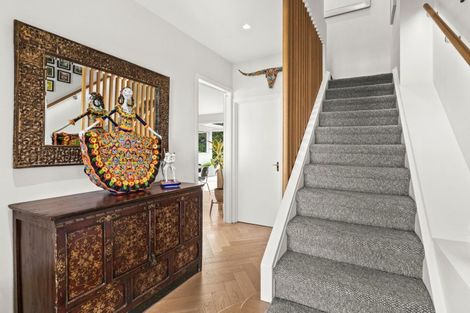 Photo of property in 9 Elizabeth Road, Bluff Hill, Napier, 4110