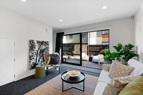 Photo of property in 9 Shingle Street, Sydenham, Christchurch, 8023