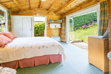 Photo of property in 46 Bayview Crescent, Duvauchelle, 7581