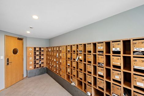 Photo of property in Hobson Court Flats, 19/70u Hobson Street, Thorndon, Wellington, 6011