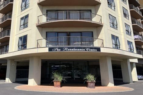 Photo of property in 13h/18 Ronwood Avenue, Manukau, Auckland, 2104