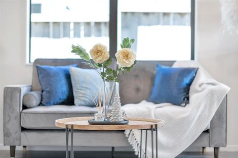 Photo of property in 48 Hikuawa Road, Flat Bush, Auckland, 2019