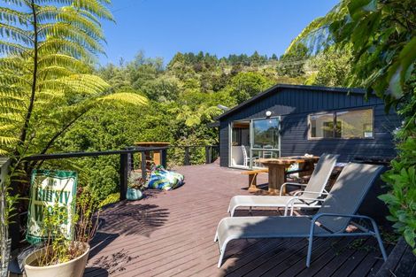 Photo of property in 687 Queen Charlotte Drive, Havelock, Picton, 7281