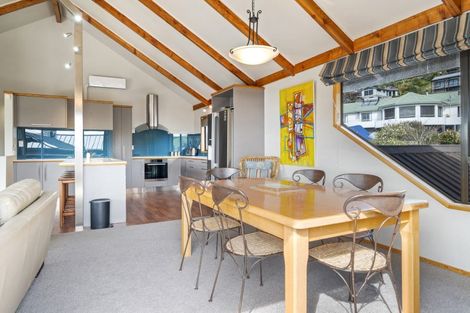 Photo of property in 1/11 Krissell Place, Acacia Bay, Taupo, 3330