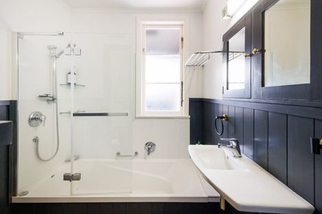 Photo of property in 1 Salisbury Avenue, Terrace End, Palmerston North, 4410