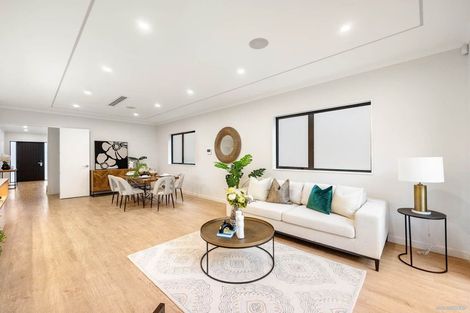 Photo of property in 22 Ballyliffin Drive, Flat Bush, Auckland, 2019