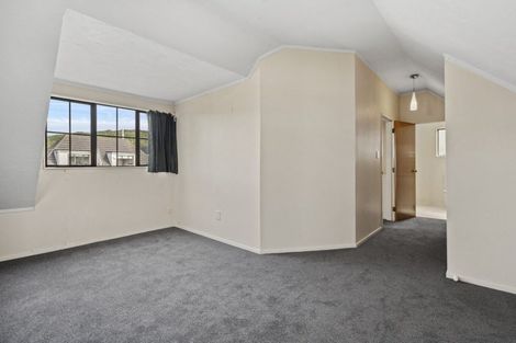 Photo of property in 42 Satara Crescent, Khandallah, Wellington, 6035