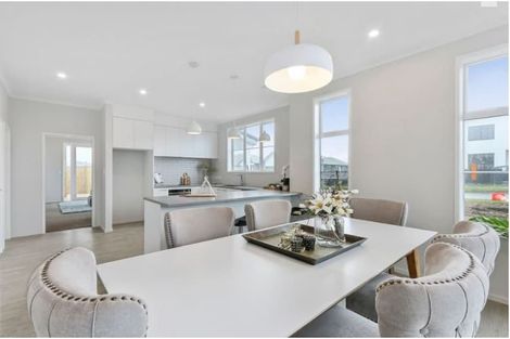 Photo of property in 54 Hayfield Way, Karaka, Papakura, 2113