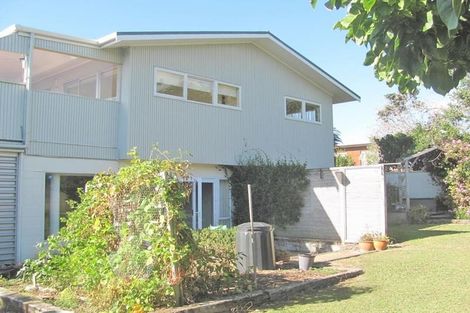 Photo of property in 10 Terrylyn Drive, Hillcrest, Auckland, 0627