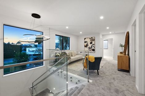 Photo of property in 42c Takutai Avenue, Half Moon Bay, Auckland, 2012