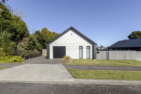 Photo of property in 4 Fox Street, Okato, 4335