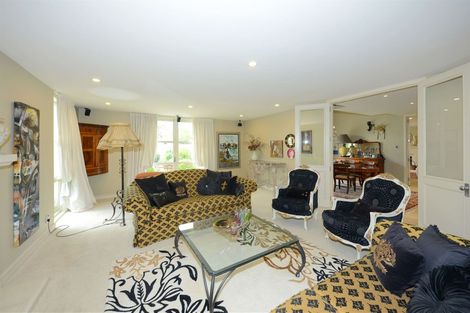 Photo of property in 87 Fendalton Road, Fendalton, Christchurch, 8014