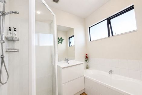 Photo of property in 1c Pollen Street, Johnsonville, Wellington, 6037