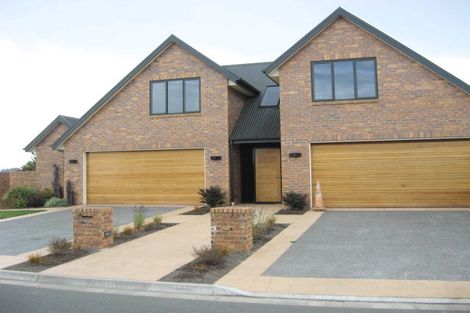 Photo of property in 43 Crombie Green, Northwood, Christchurch, 8051