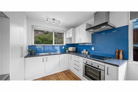 Photo of property in 2/160 Centaurus Road, Saint Martins, Christchurch, 8022