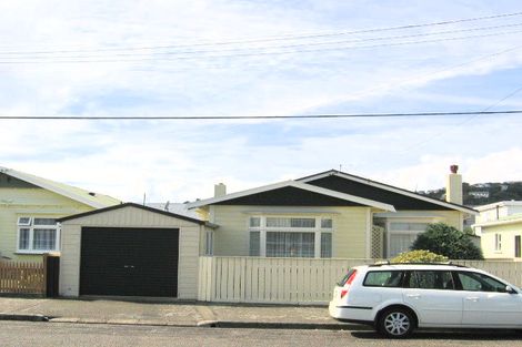 Photo of property in 70 Ellesmere Avenue, Miramar, Wellington, 6022