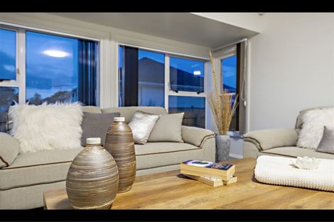 Photo of property in 46 Arimu Road, Papakura, 2110