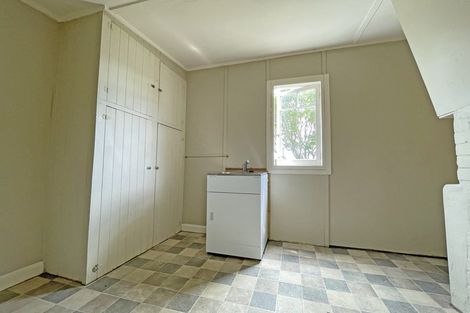 Photo of property in 10 Limbrick Street, Terrace End, Palmerston North, 4410