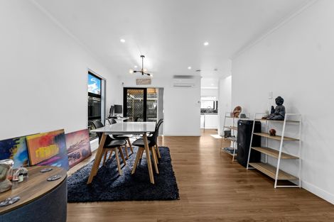 Photo of property in 127e Russell Road, Manurewa, Auckland, 2102