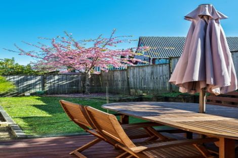 Photo of property in 55 Helleur Road, Massey, Auckland, 0614