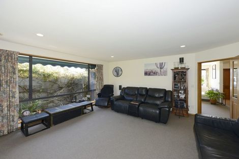 Photo of property in 82 Middleton Road, Upper Riccarton, Christchurch, 8041