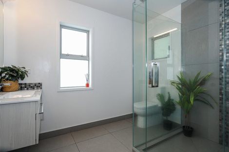 Photo of property in 1r Oceana Drive, Welcome Bay, Tauranga, 3175