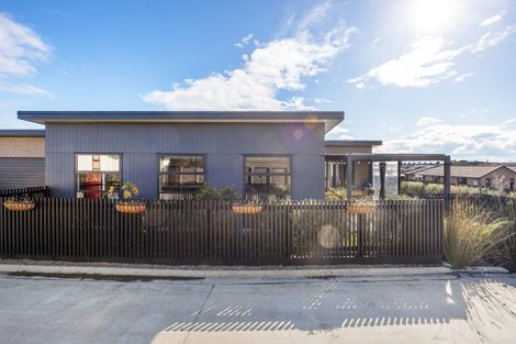Photo of property in 881a Whangaparaoa Road, Manly, 0930