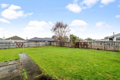 Photo of property in 30 Paddington Street, Northcote, Christchurch, 8052