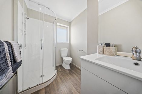 Photo of property in 29 Reuben Avenue, Rolleston, 7615