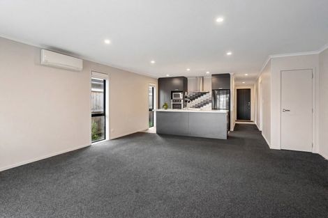 Photo of property in 36 Komata Crescent, Papamoa Beach, Papamoa, 3118