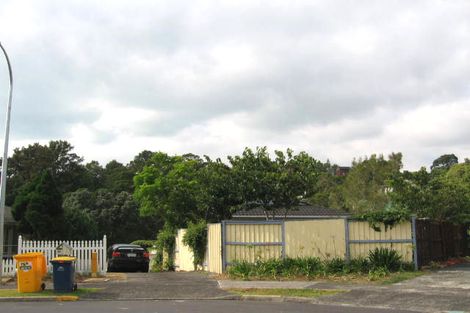 Photo of property in 24 Scarlock Avenue, Browns Bay, Auckland, 0630