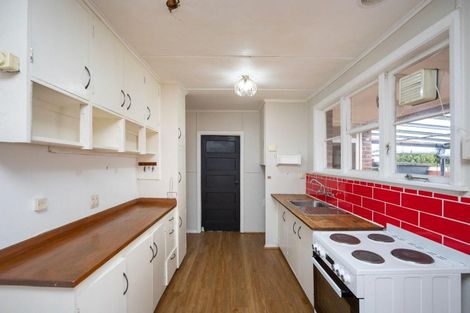 Photo of property in 4 Upham Terrace, Roslyn, Palmerston North, 4414