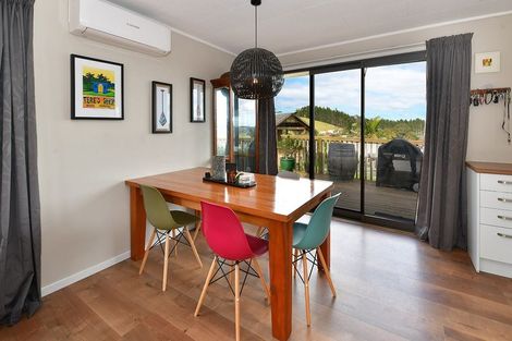 Photo of property in 22 Hand Road, Helensville, 0800